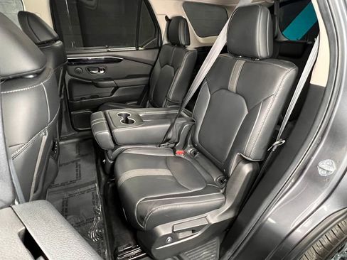 Used 2025 Honda Pilot Touring image 22