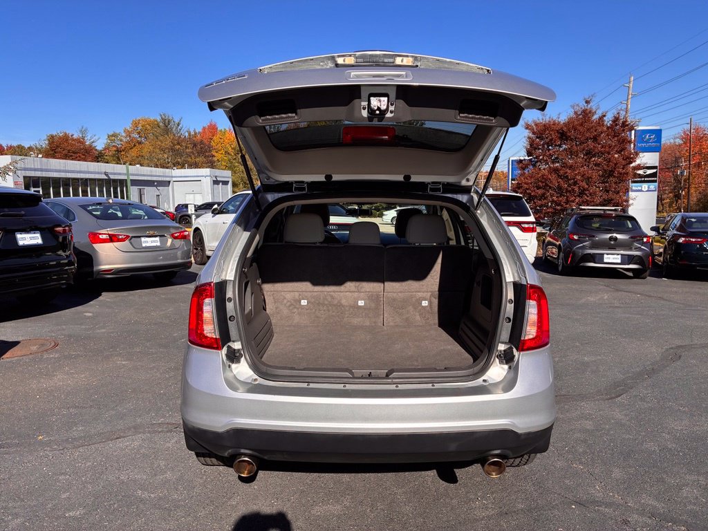 Used 2013 Ford Edge SE FWD image 11