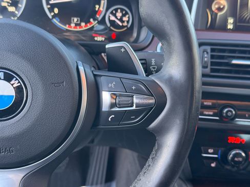 Used 2016 BMW 550i xDrive Sedan image 30