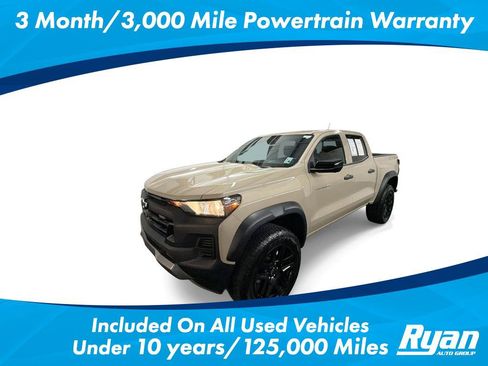 Used 2024 Chevrolet Colorado Trail Boss w/ Technology Package AWD/4WD image 1