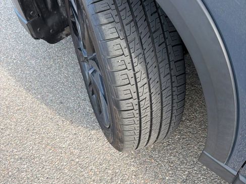 Used 2023 MAZDA CX-5 Carbon Edition image 13