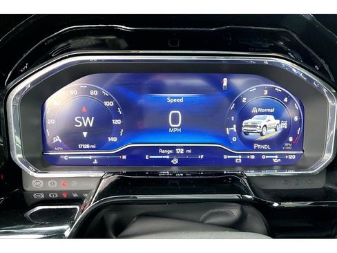 Used 2024 Chevrolet Silverado 1500 LT image 13