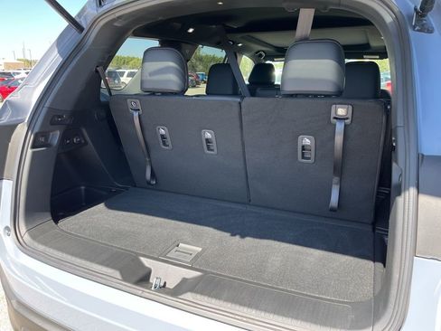 Certified 2025 Honda Pilot Black Edition image 10