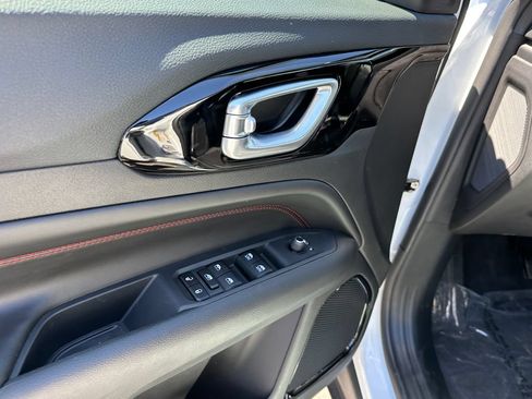 New 2026 Jeep Compass Trailhawk AWD/4WD image 18