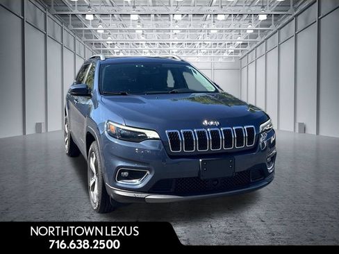 Used 2021 Jeep Cherokee Limited AWD/4WD image 4