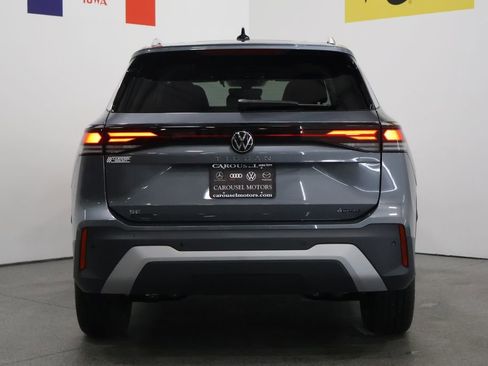 New 2026 Volkswagen Tiguan SE AWD/4WD image 11