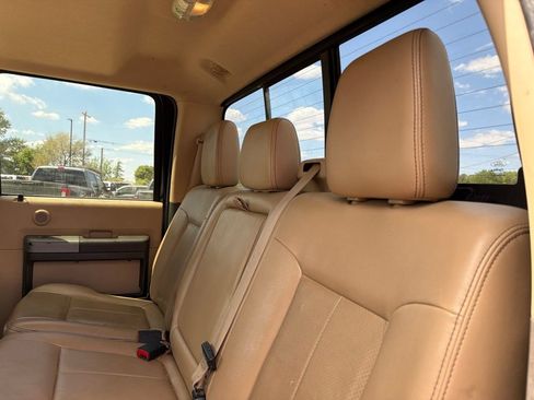 Used 2014 Ford F250 Lariat w/ Lariat Ultimate Package AWD/4WD image 12