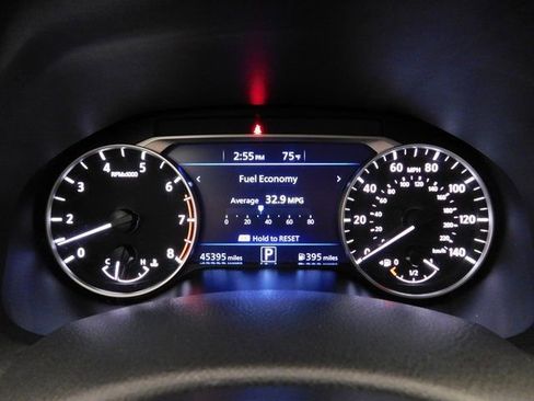 Used 2024 Nissan Altima 2.5 SV image 36