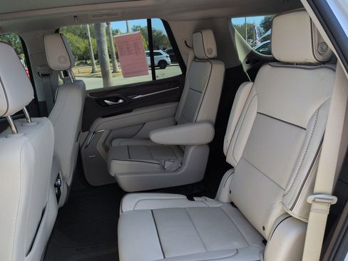 Used 2024 GMC Yukon Denali w/ Max Trailering Package image 14