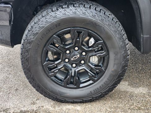 Used 2022 Chevrolet Silverado 1500 ZR2 w/ Technology Package AWD/4WD image 31