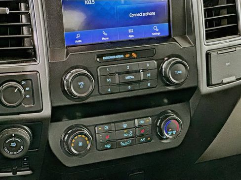 Used 2020 Ford F150 XLT w/ Equipment Group 302A Luxury AWD/4WD image 14