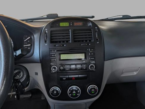 Used 2007 Kia Spectra EX FWD image 32