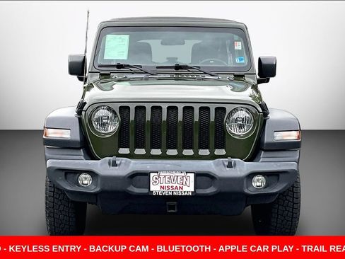 Used 2020 Jeep Wrangler Unlimited Sport AWD/4WD image 2