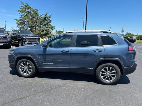 Used 2020 Jeep Cherokee Latitude Plus w/ Comfort/Convenience Group FWD image 6