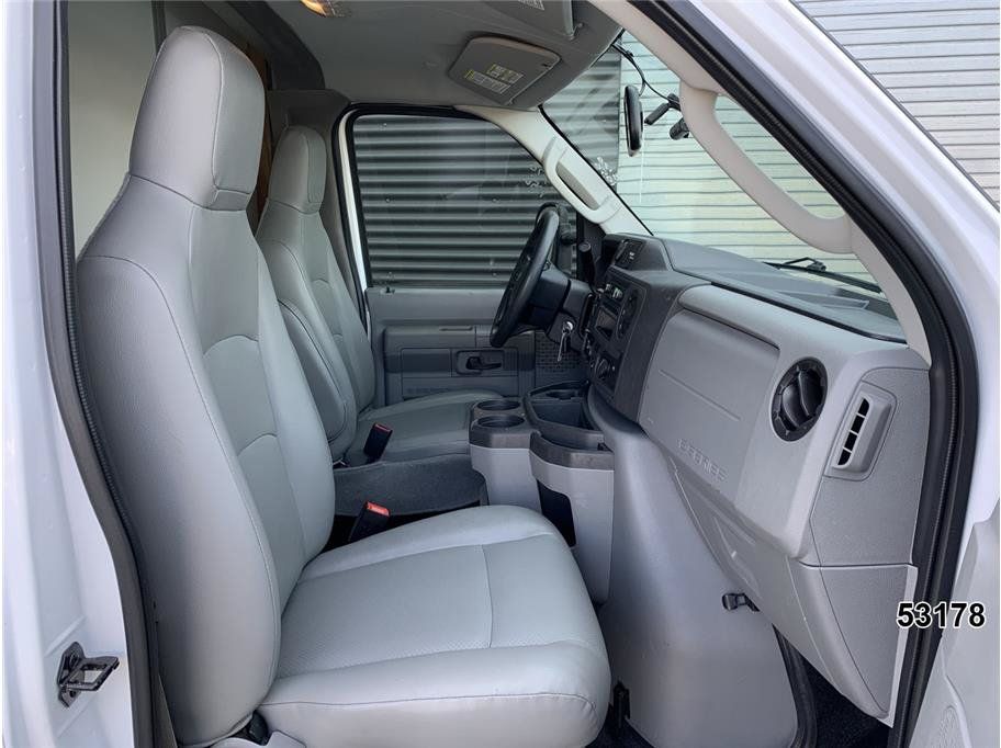 Used 2024 Ford E-450 and Econoline 450 Super Duty w/ Power Windows & Locks Group RWD image 24