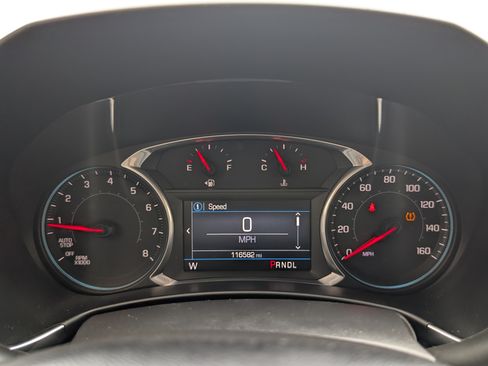 Used 2019 Chevrolet Equinox LT FWD image 20