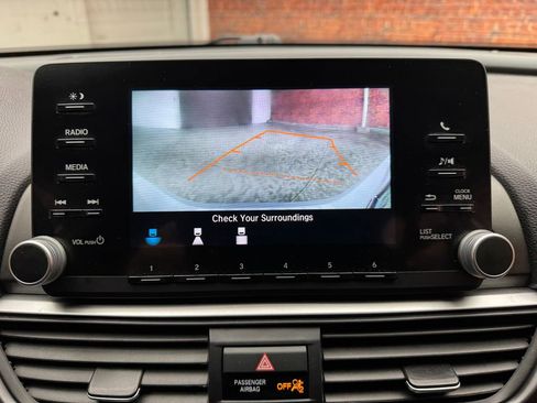Used 2020 Honda Accord LX image 19
