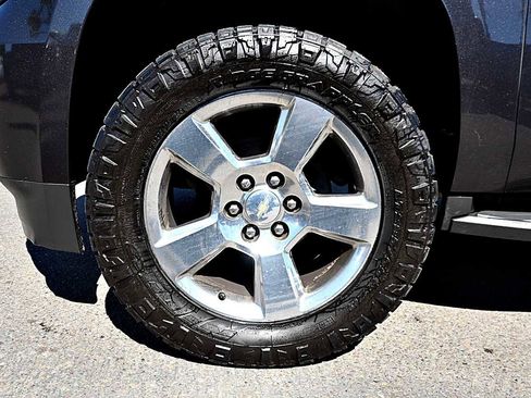 Used 2016 Chevrolet Tahoe LT image 12