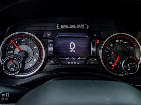 Used 2022 RAM 1500 Laramie w/ Sport Appearance Package image 19