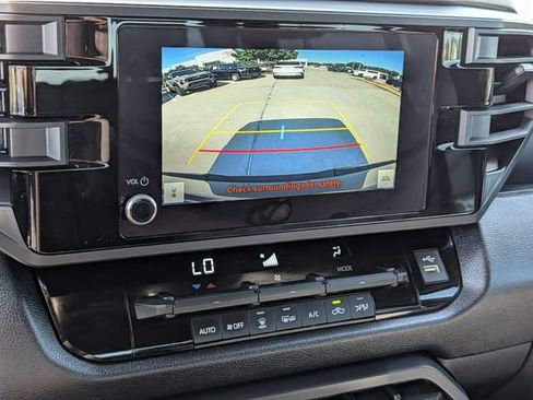 Certified 2026 Toyota Tundra SR5 AWD/4WD image 17
