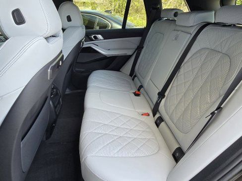 New 2026 BMW X5 sDrive40i image 25