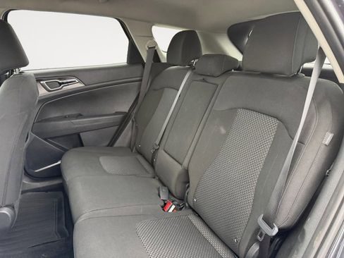 Used 2026 Kia Sportage LX w/ LX Convenience Package AWD/4WD image 12