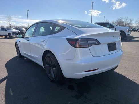 Used 2023 Tesla Model 3 Standard Range image 9