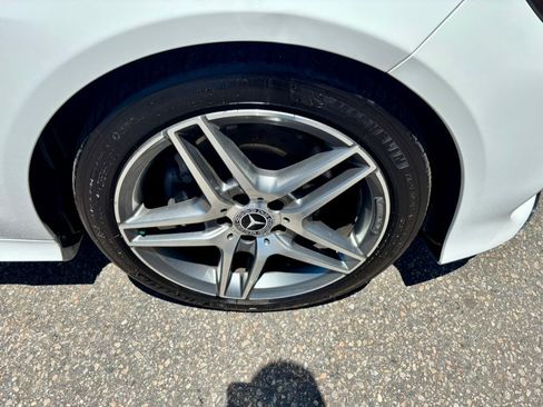 Used 2014 Mercedes-Benz E 350 4MATIC Sedan image 33