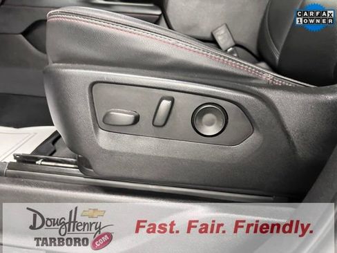 Used 2023 Chevrolet Suburban RST w/ Luxury Package image 28