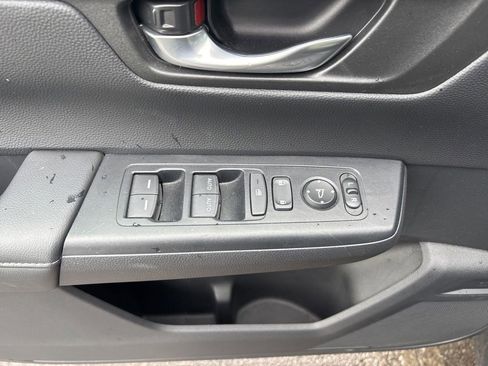 Used 2023 Honda CR-V EX image 18