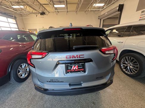 Used 2024 GMC Terrain SLE w/ Driver Convenience Package AWD/4WD image 6