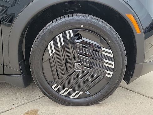 New 2026 Nissan Leaf image 9