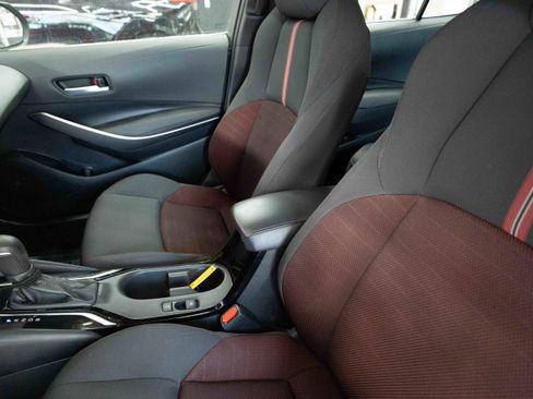 Used 2024 Toyota Corolla SE image 10