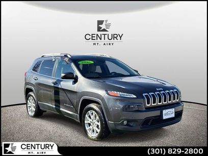 Used 2016 Jeep Cherokee Latitude w/ Comfort & Sound Group