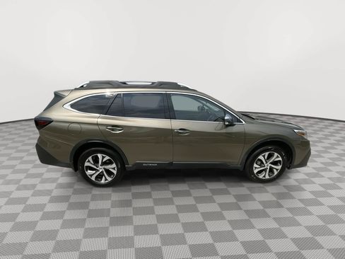 Used 2020 Subaru Outback Touring AWD/4WD image 16