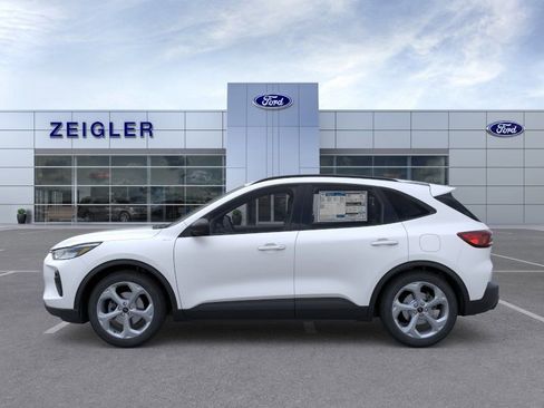 New 2026 Ford Escape ST-Line w/ Cold Weather Package AWD/4WD image 3