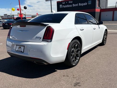 Used 2017 Chrysler 300 S w/ 300S Premium Group AWD/4WD image 7