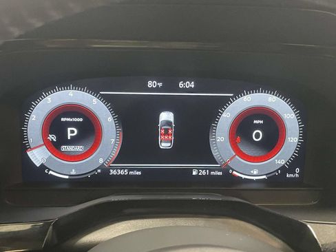 Used 2022 Nissan Pathfinder Platinum w/ Lighting Package (N93) FWD image 16