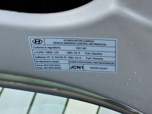 Used 2021 Hyundai Elantra SEL w/ Convenience + Premium Package FWD image 19