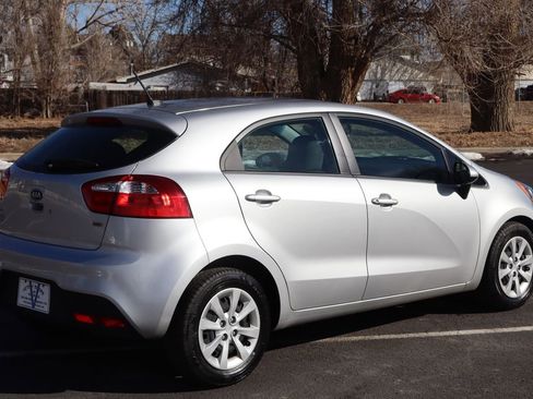 Used 2012 Kia Rio LX image 4
