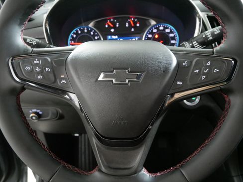 Certified 2024 Chevrolet Equinox RS image 25