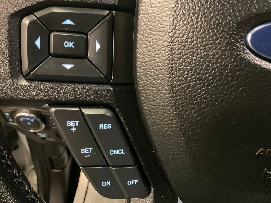Used 2016 Ford F150 XLT w/ Equipment Group 302A Luxury AWD/4WD image 20