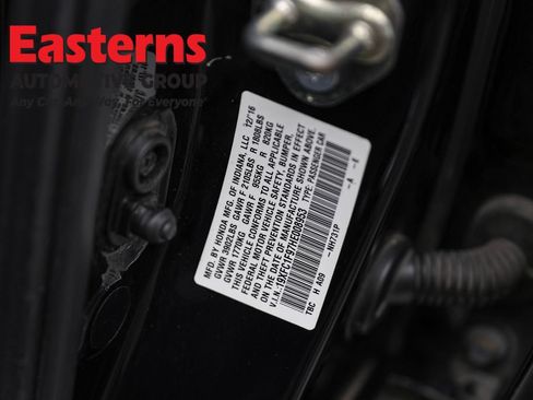 Used 2017 Honda Civic Touring image 31