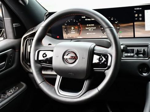 Used 2026 Nissan Armada PRO-4X AWD/4WD image 21