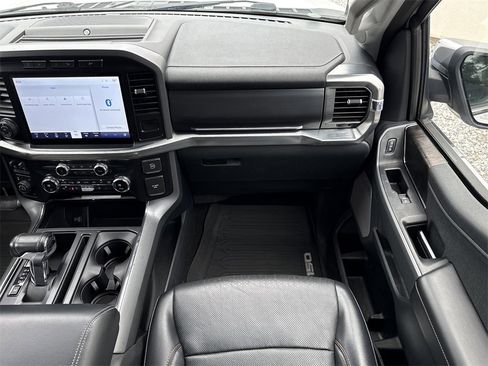 Used 2021 Ford F150 Lariat w/ Equipment Group 502A High image 17