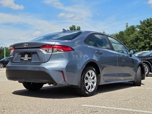 Used 2024 Toyota Corolla LE FWD image 24
