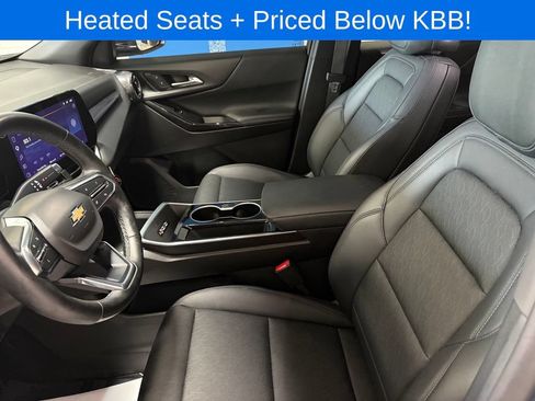 Used 2025 Chevrolet Equinox LT w/ Convenience Package II FWD image 13