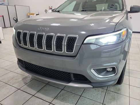 Used 2019 Jeep Cherokee Limited w/ Luxury Group image 25