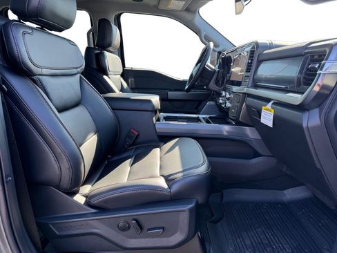 New 2025 Ford F350 Lariat w/ Lariat Ultimate Package AWD/4WD image 15