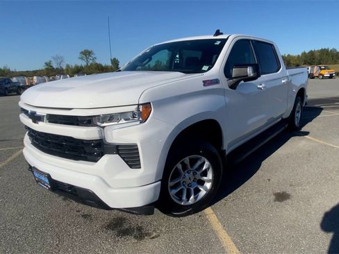 Certified 2022 Chevrolet Silverado 1500 RST image 4